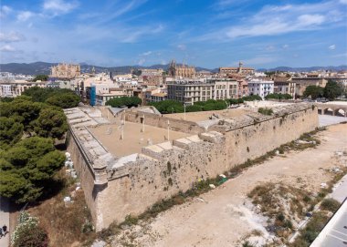 La Calatrava 'nın kalesi ve mahallesi, Palma Mayorka, Balear Adaları, İspanya