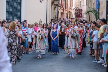 Eagles ve Sant Joan Pelos 'un Dansı, Corpus Christi alayı, Pollensa, Mayorka, Balearic Adaları, İspanya