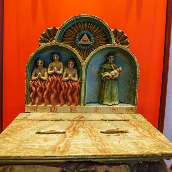 Keresztény Ajándékdoboz Polikróm Peru Xvii Század Bassa Blanca Múzeum Msbb — Stock Fotó