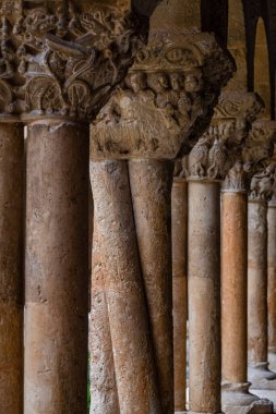Torsa sütunu, Santo Domingo de Silos manastırı, Burgos, İspanya