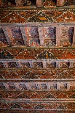 Mudejar 14. yüzyıldan kalma tavan, Santo Domingo de Silos manastırı, Burgos, İspanya