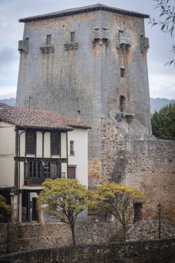 Fernan Gonzalez Kulesi, Covarrubias, Burgos Bölgesi, İspanya