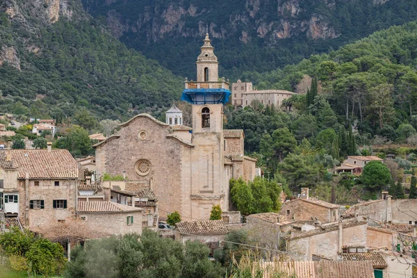 Sant Bartomeu Katolik Kilisesi, 1235, gotik, Valldemossa, Mallorca, Balear Adaları, İspanya