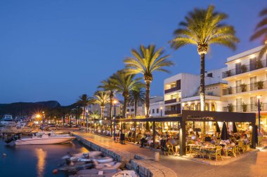 Restoran del paseo maritimo, Puerto de Andratx, Mallorca, Balear adaları, İspanya, Avrupa