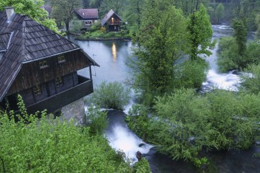 Cascadas de Slunj, Rastoke, Condado de Karlovac, Cerca del Parque Nacional de los Lagos de PlitviceCroacia, Avrupa