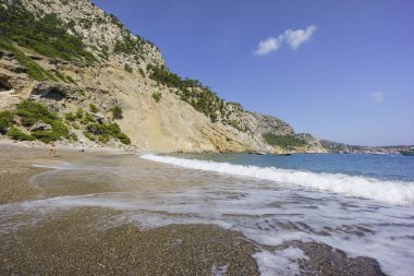 playa de Es Coll Baix, a los pie del Puig de Sa Talaia, Alcudia, islas baleares, İspanya