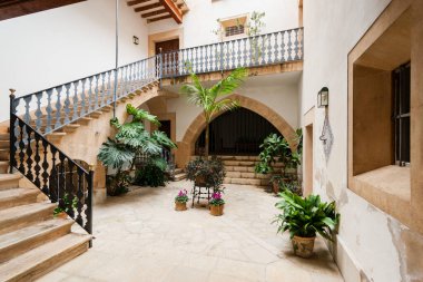 Sokaktaki saray Miramar, Palma, Mallorca, Balear Adaları, İspanya, Avrupa