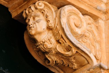 Diablo Sufriendo, fachada müdürü, Sant Francesc. siglo XIII.Palma, Mallorca.Islas Baleares. İspanya.