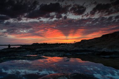 puesta de sol desde Punta de Son Bielo, Estanyol, Llucmajor, Mallorca, Islas Baleares, İspanya.