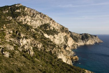 Puig de Llentrisca (414 mt) y Cabo Llentrisca.Sant Josep de Talaia.Ibiza.Balearic adaları..