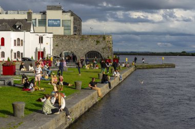 Galway Şehir Müzesi ve İspanyol Kemerleri, Galway, İrlanda, Birleşik Krallık