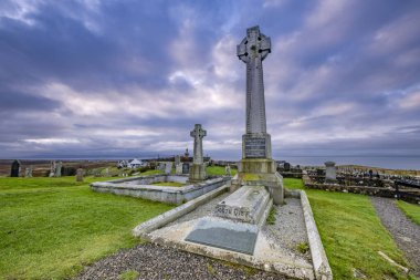 Flora MacDonald Memorial, Kilmuir Mezarlığı, Kilmuir, (Cille Mhoire), Trotternish Yarımadasının batı kıyısı, Skye Adası, İskoçya, Birleşik Krallık