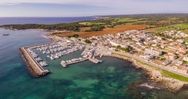Estanyol marina hava manzarası, Llucmajor, Mallorca, Balearic Adaları, İspanya