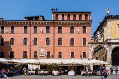 Piazza dei Signori, nam-ı diğer Piazza Dante, Verona, Dünya Mirası Sitesi, Veneto, İtalya, Avrupa