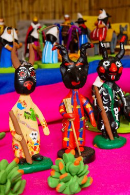 Yanmış kil simülasyonu Mallorcan köylüsü figürü. Çamur işçiliği. Marratxi. Mayorka. Balear Adaları. İspanya.