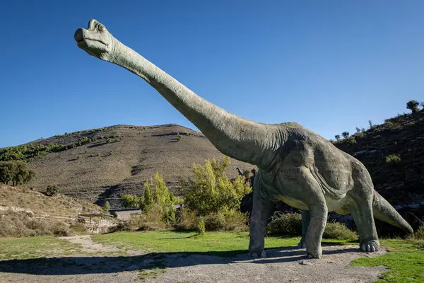 Brachiosaurus, gerçek boyutlu üreme, Brachiosaurus altithorax, Valdecevillo sitesi, Enciso, La Rioja, İspanya, Avrupa