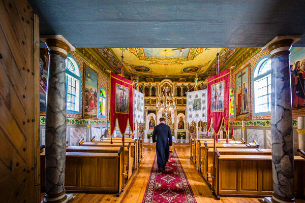 Hlomcza Church (Lodzina), San River Valley, Carpathians range, Poland, Europe