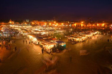 Djemaa El Fna Meydanı. Marakeş. İmparatorluk Şehri. Fas 'ta. Afrika.