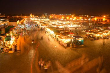 Djemaa El Fna Meydanı. Marakeş. İmparatorluk Şehri. Fas 'ta. Afrika.