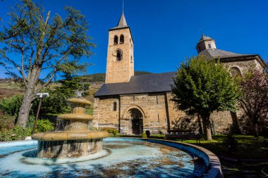 Gothic-style bell tower, around the 14th century, Romanesque church of Sant Felix de Vilac, 12th century,  , Vilac , municipality of Vielha e Mijaran , Aran Valley, Spain