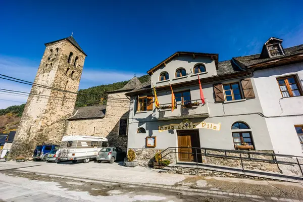 Belediye Binası, Aran Vadisi, Catlunya, Pirenes Dağı, İspanya, Avrupa