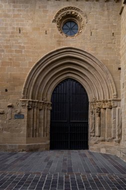 Los Abuelos 'un kapısı, San Juan Kilisesi, Laguardia, Alava, Bask Ülkesi, İspanya
