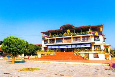 Hindistan 'ın Karnataka kentindeki Mundgod kasabasındaki Tibet Manastırı..