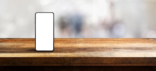 konsept - beyaz ekranlı bir masada cep telefonu - kolay modifikasyon