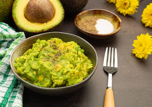 Fresh Guacamole Dish Table Top View Concept Traditional Mexican Preparation — Stock Photo, Image