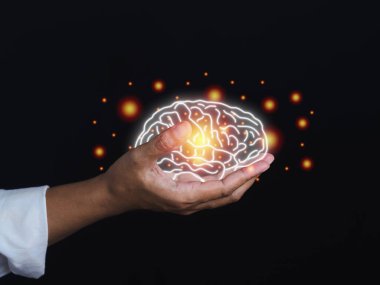 Avucundaki beynin dijital görüntüsü. Yapay Zeka, Yapay Zeka Teknolojisi. İş analizi, yenilik, bilim ve tıp teknolojisi. Ruh sağlığı koruma, bakım, sağlık ve tedavi.