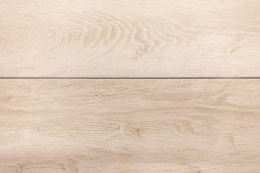 Pürüzsüz, açık ahşap bir yüzey ince bir tahıl dokusuna sahiptir. Doğal renkler ve desenler, çağdaş ortamlarda iç tasarım ve mobilya projeleri için çok yönlü bir zemin sunuyor..