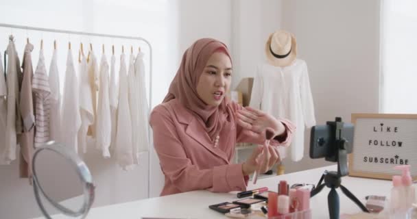 Islam Youtuber Arab Influencer Vlogger Beauty Blogger Live Smile Talk — Vídeos de Stock