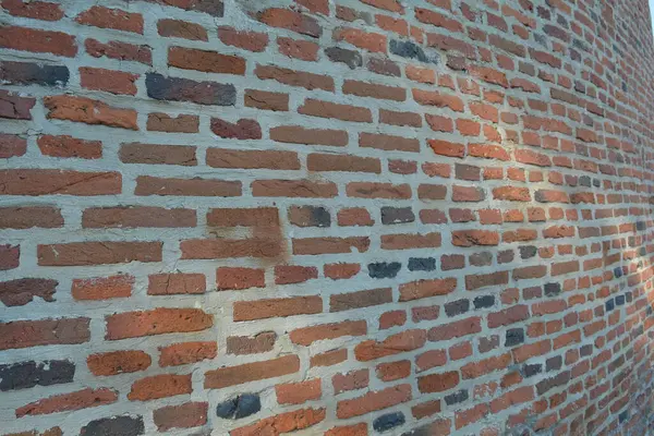 Romanya 'da tuğla ve harç duvarı