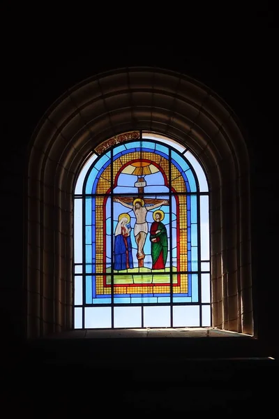 2023年3月30日 西班牙韦尔瓦省阿拉塞纳 韦尔瓦省阿拉塞纳市亚松森教区精心设计的窗户之一 西班牙 — 图库照片
