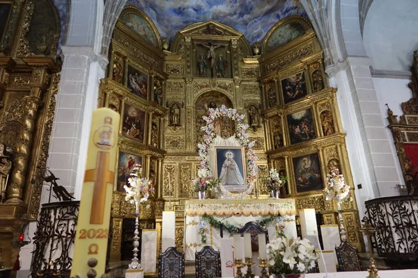 Cortegana Huelva España Mayo 2023 Altar Mayor Adornado Iglesia Divino —  Fotos de Stock