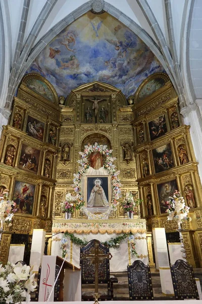 Cortegana Huelva Espanha Maio 2023 Vista Vertical Ornado Altar Mor — Fotografia de Stock