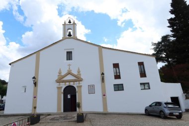 Galaroza, Huelva, İspanya, 3 Haziran 2023: Galaroza, İspanya 'daki Nuestra Senora del Carmen Kilisesi cephesi