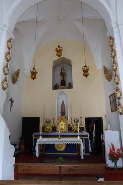 Almonaster la Real, Huelva, İspanya, 21 Haziran 2023: Almonaster la Real, Sierra de Aracena, Huelva, İspanya