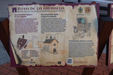 Cocentaina, Alicante, İspanya, 2 Aralık 2024: Cocentaina duvar rotası, Alicante, İspanya