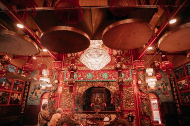 Klenteng binası, Tridharma cemaati için ibadet yeri. Doğu Java, Malang - 18 Nisan 2018 (3)