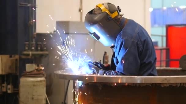Metal Welder Working Arc Welding Machine Weld Steel Factory — Stock Video