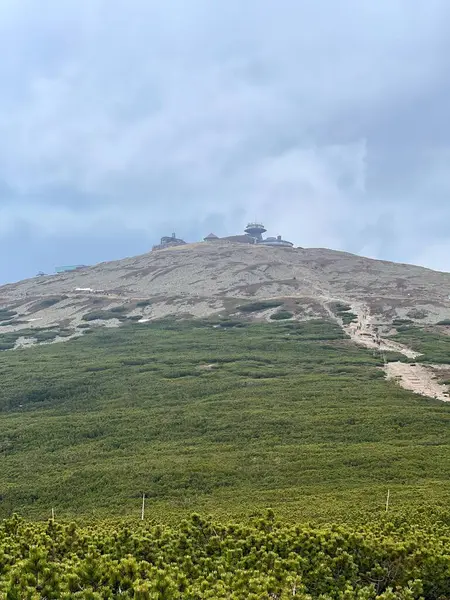 Snieka Dağı 'ndaki Meteoroloji Gözlemevi