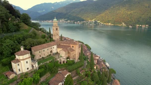 Kilise Madonna Del Sasso Nun Hava Görüntüleri Sviçre Nin Vico — Stok video