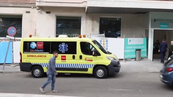 Hospital Clinic Emergency Rooms Doctors Nurses City Madrid Spain Europe — Stock Video