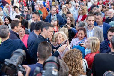 Pedro Sanchez Perez-Castejon. PSOE 'nin büyük eylemi. İspanya Başkanı politik bir mitingde. MADRİD, İSPAN - 25 Mayıs 2023.