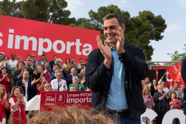 Pedro Sanchez Perez-Castejon. PSOE 'nin büyük eylemi. İspanya Başkanı politik bir mitingde. MADRİD, İSPAN - 25 Mayıs 2023.