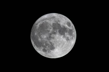 Cold. Moon. Super full moon with dark background. Spain. Europe. Photo. 15. December. 2024. Supermoon. Eclipse. Stars. Night. Conjunction. Alignment. Mars. Jupiter. Uranus. Neptune. Venus. Saturn. clipart