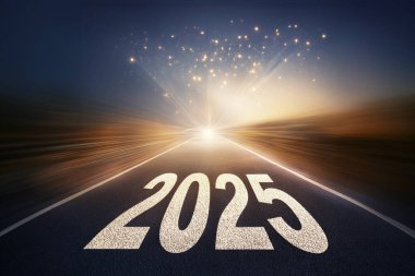 2025 yılı. Mutlu yıllar 2025. Parlak bir yeni yıl. 2025 balon. 2024 'ten 2025' e kadar tahta blok. Yeni bir yıla giriyoruz. Arkaplan tasarımı ve tebrikler. Havai fişeklerle tasarlandı. Boşluk.