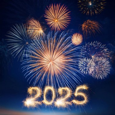 2025 yılı. Havai fişekler. Mutlu yıllar 2025. 