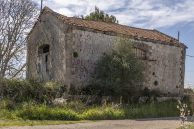 Santanyi, İspanya; 26 Mart 2023: Kırsal kesimde yıkım ve terk edilme durumu. İspanya 'daki kırsal dünyanın terk edilmesi sorunu. Santanyi, Mallorca Adası